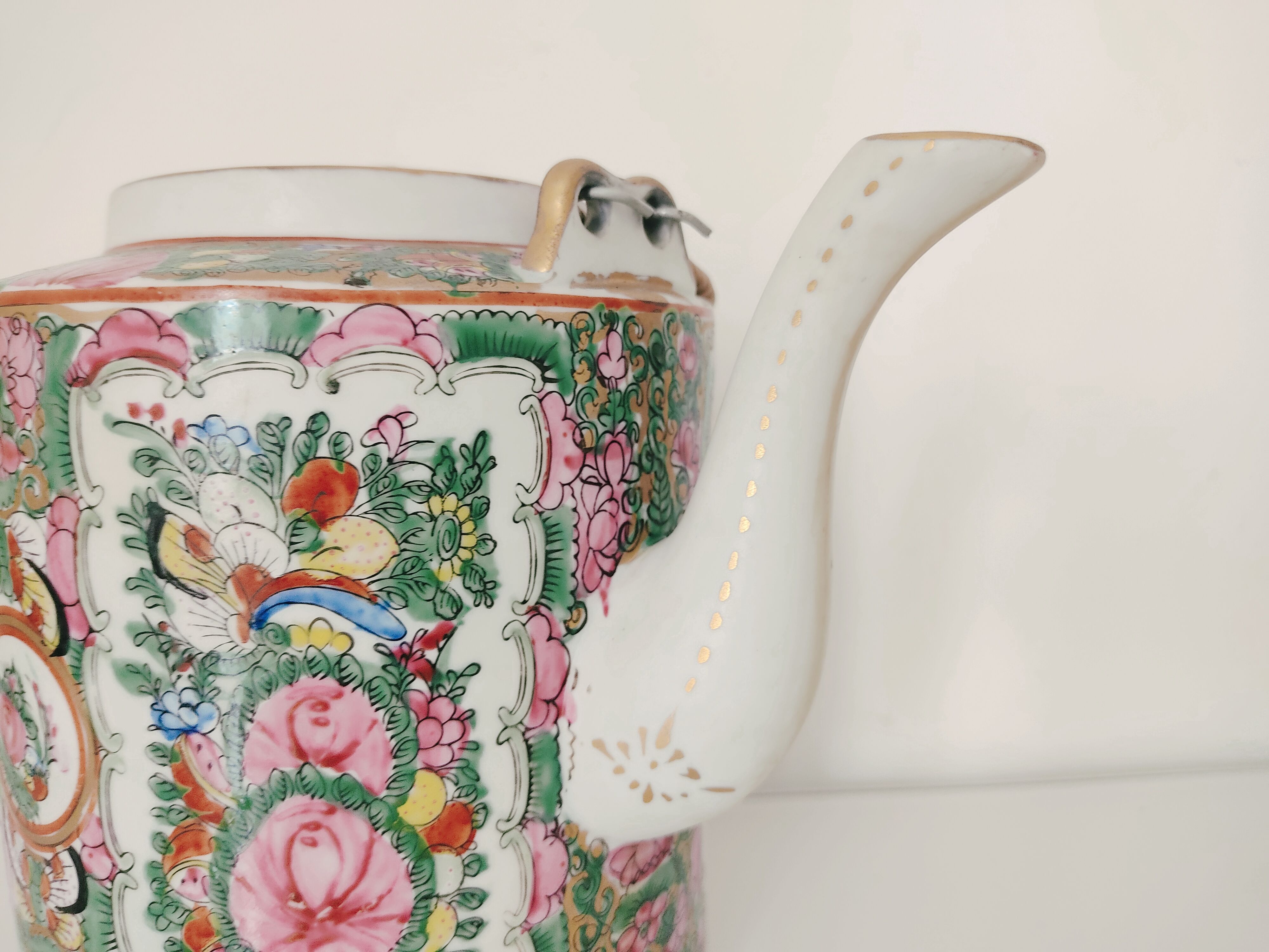 Porcelain teapot from China canton