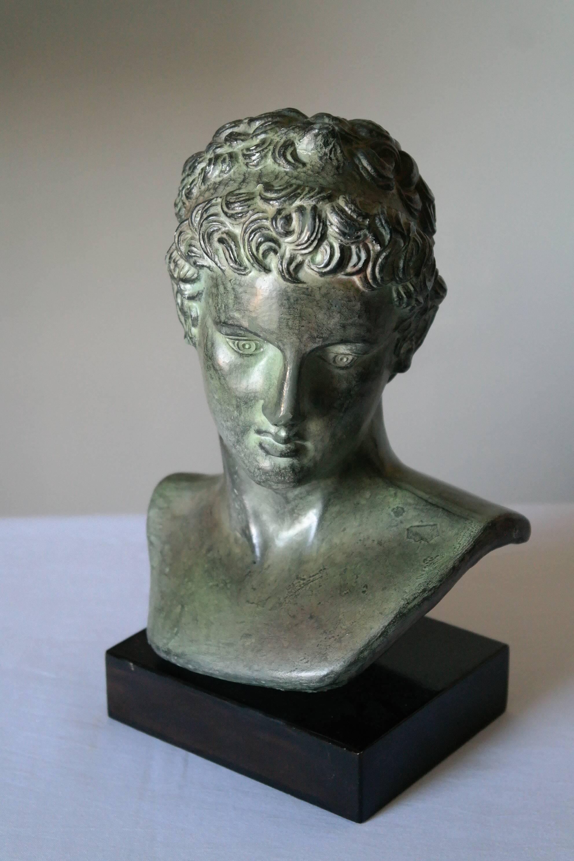 Greek marathon boy bust