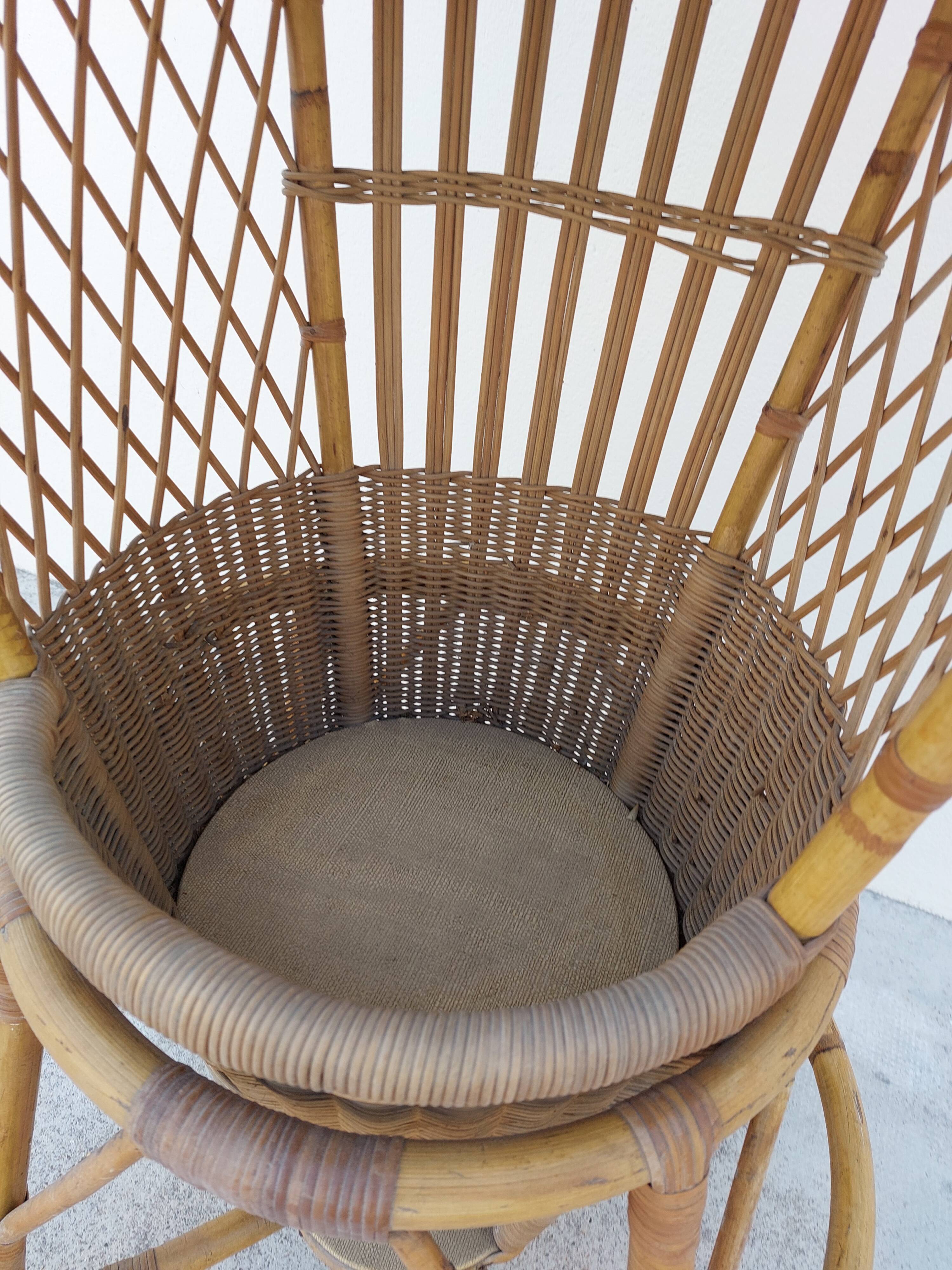 1950 vintage rattan cocktail bar