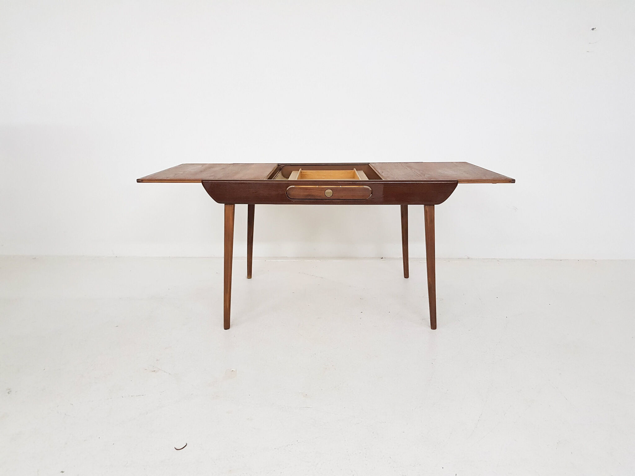 Mid-century teak extendable dining table, the Netherlands 1960’s