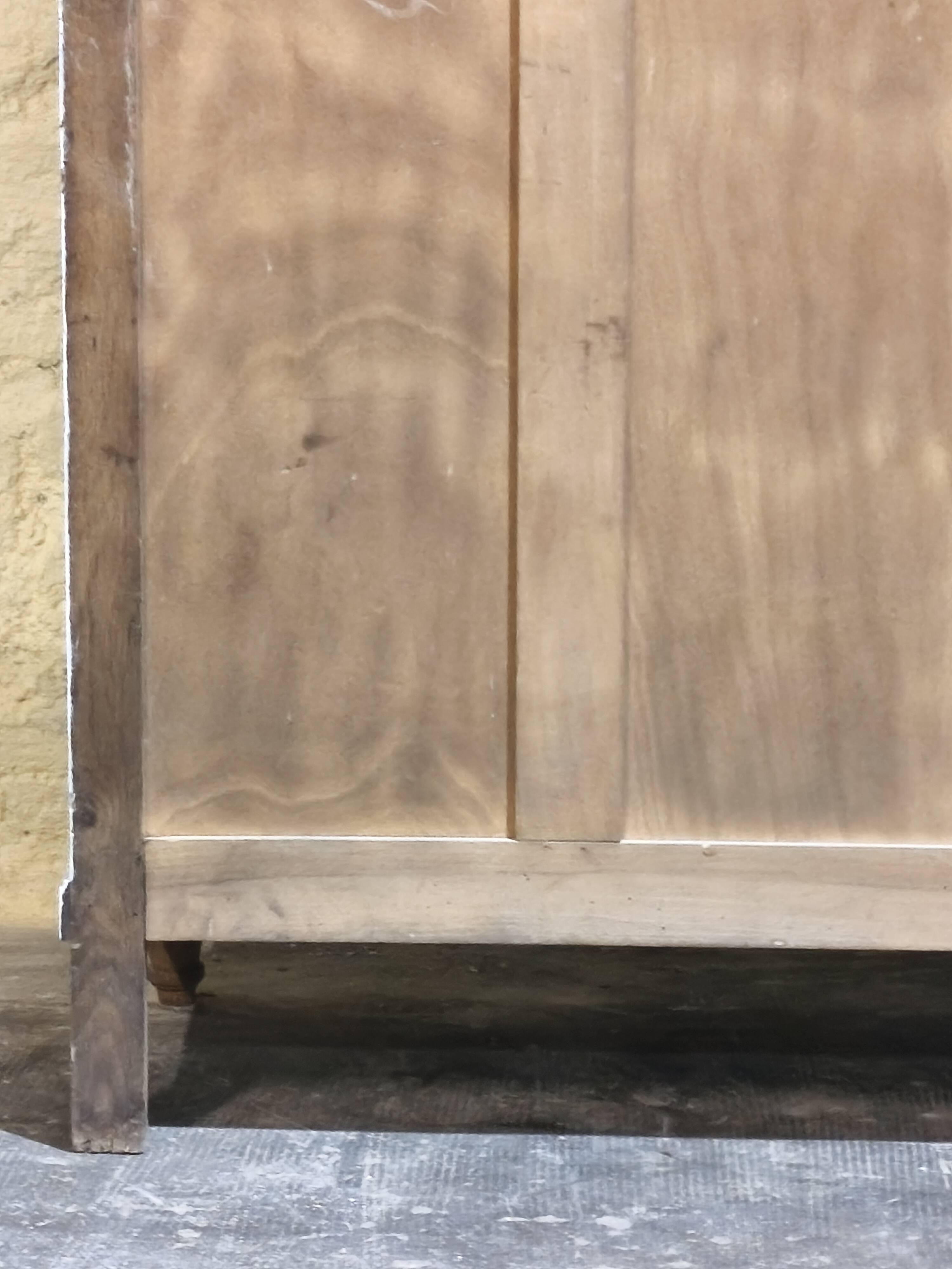 Buffet parisien années 30 aérogommé puis vernis naturel et peinture