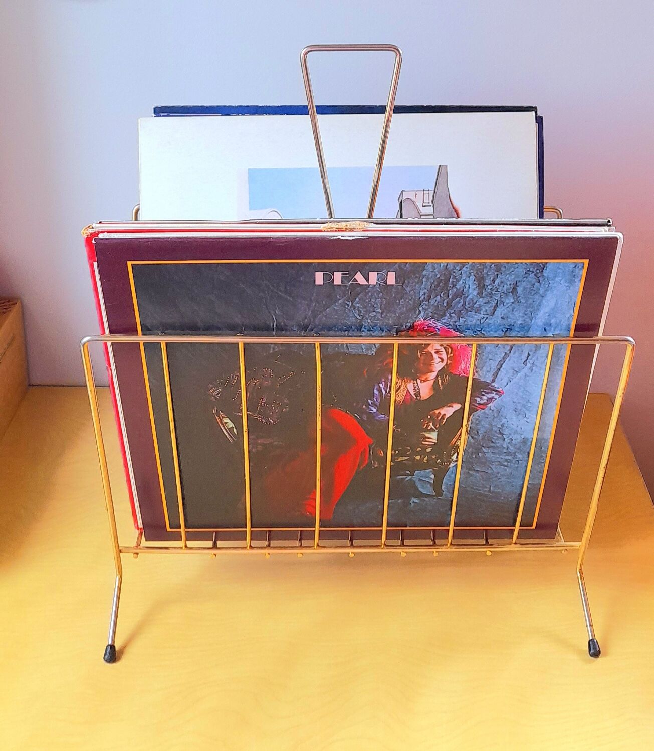 Magazine holder 60s
