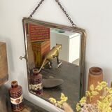 Barber mirror with chain 33 x 28 cm