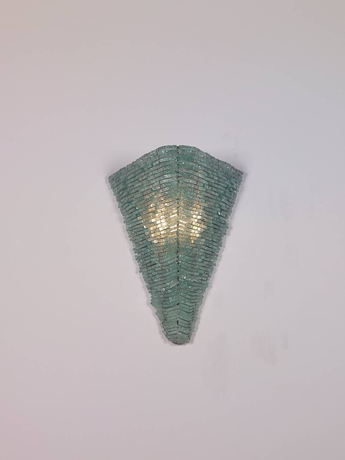Pair of pyramid-shaped wall sconces in glass in vintage French style.