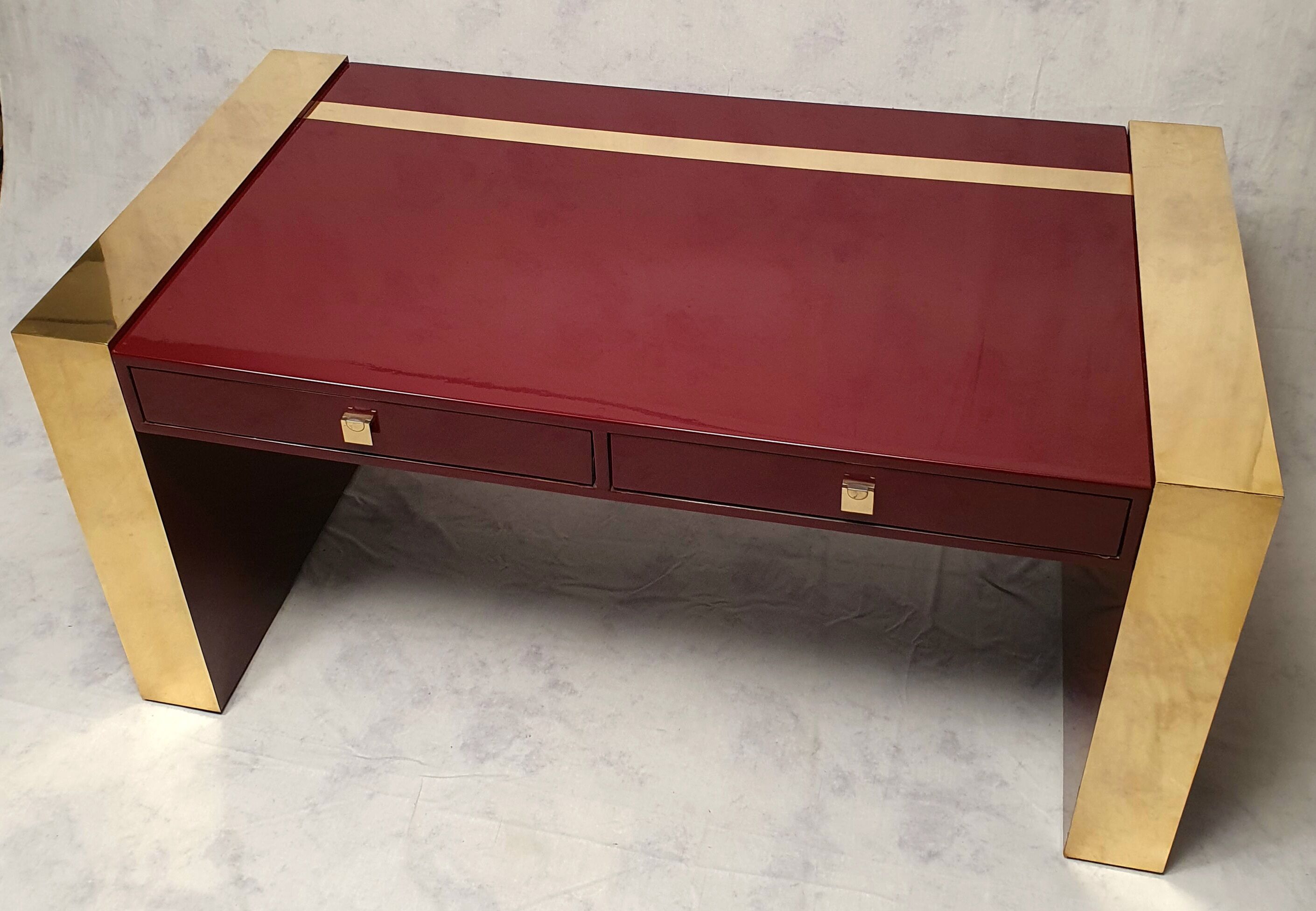 Executive desk by Jean Claude Mahey - lacquered wood & brass - Ca 1970