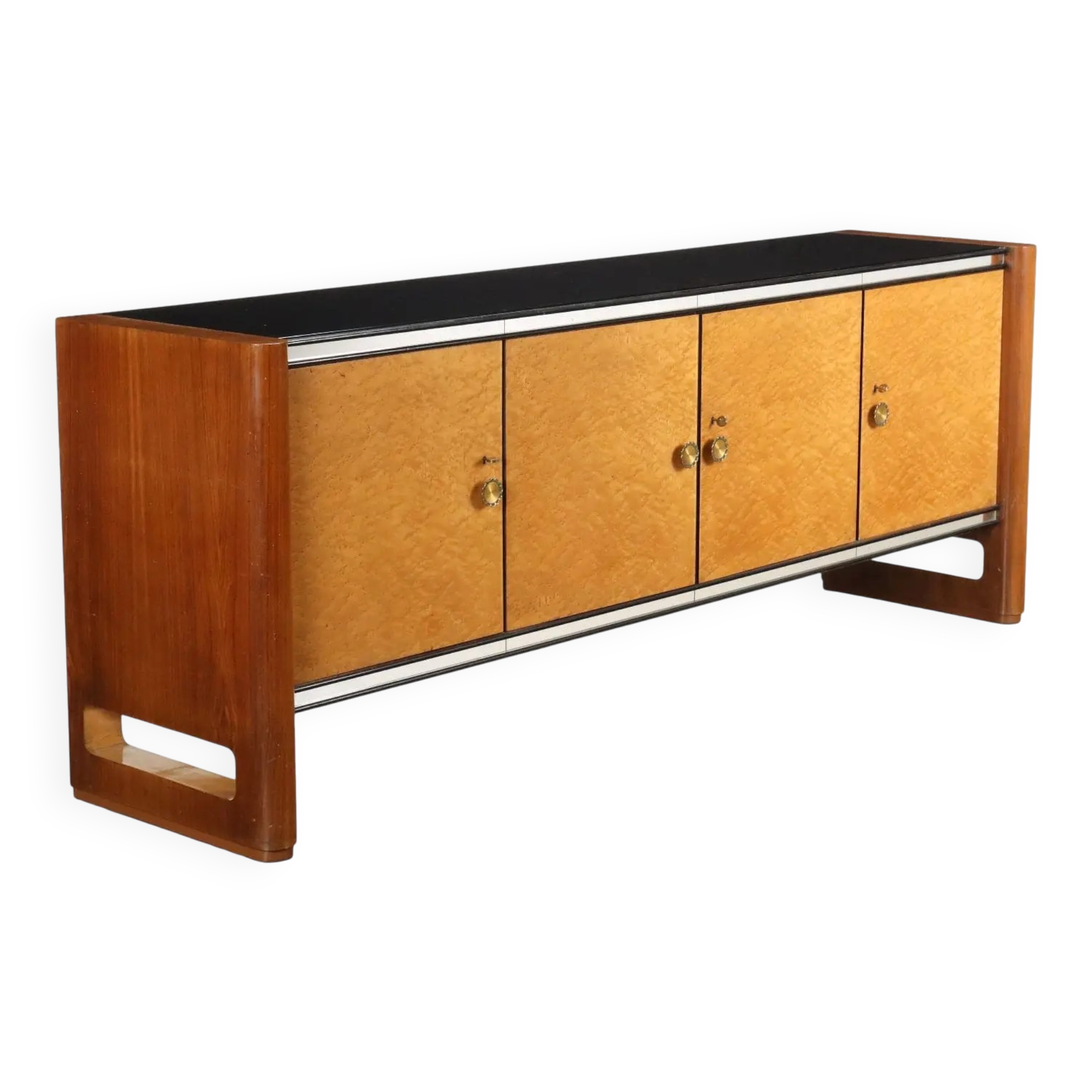Vintage buffet Palazzi dell'Arte Cantù in walnut veneer, Italy, 1940s.