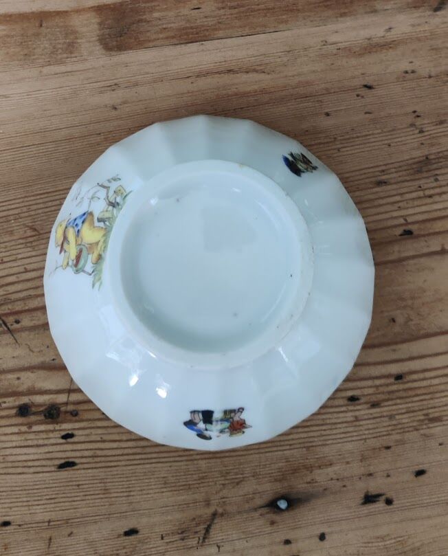 bowl with children's motifs