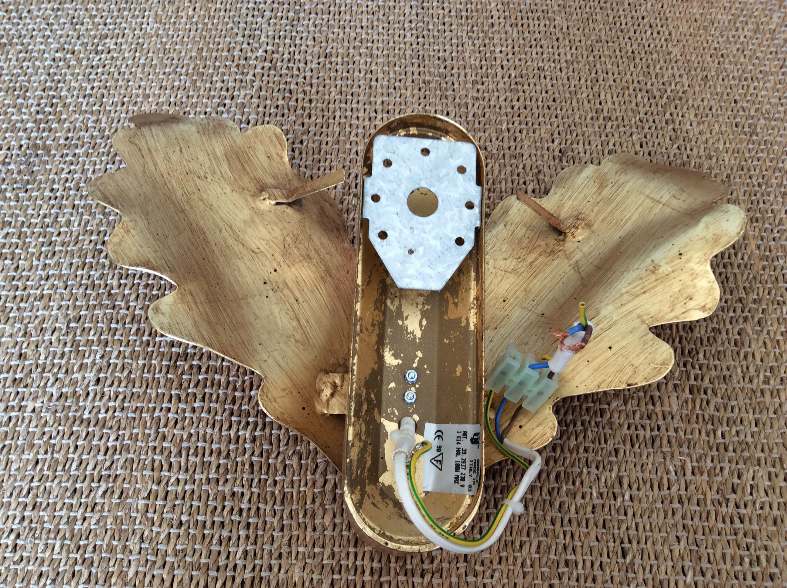 Wall lamp in gilded metal