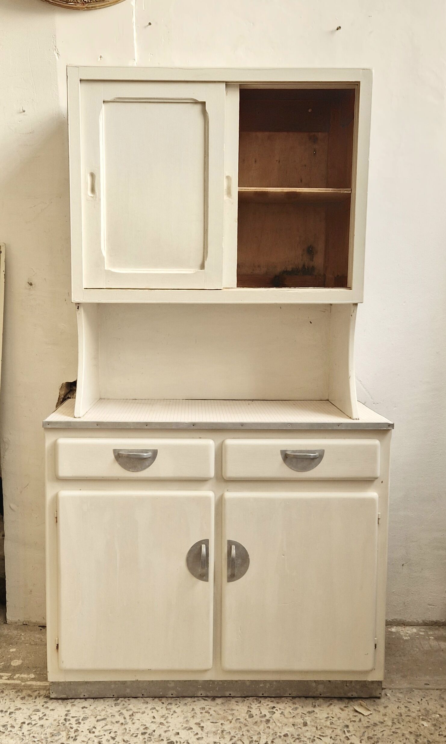 Kitchen furniture