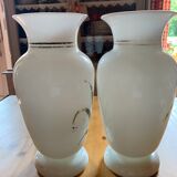Paire de vases anciens en opaline