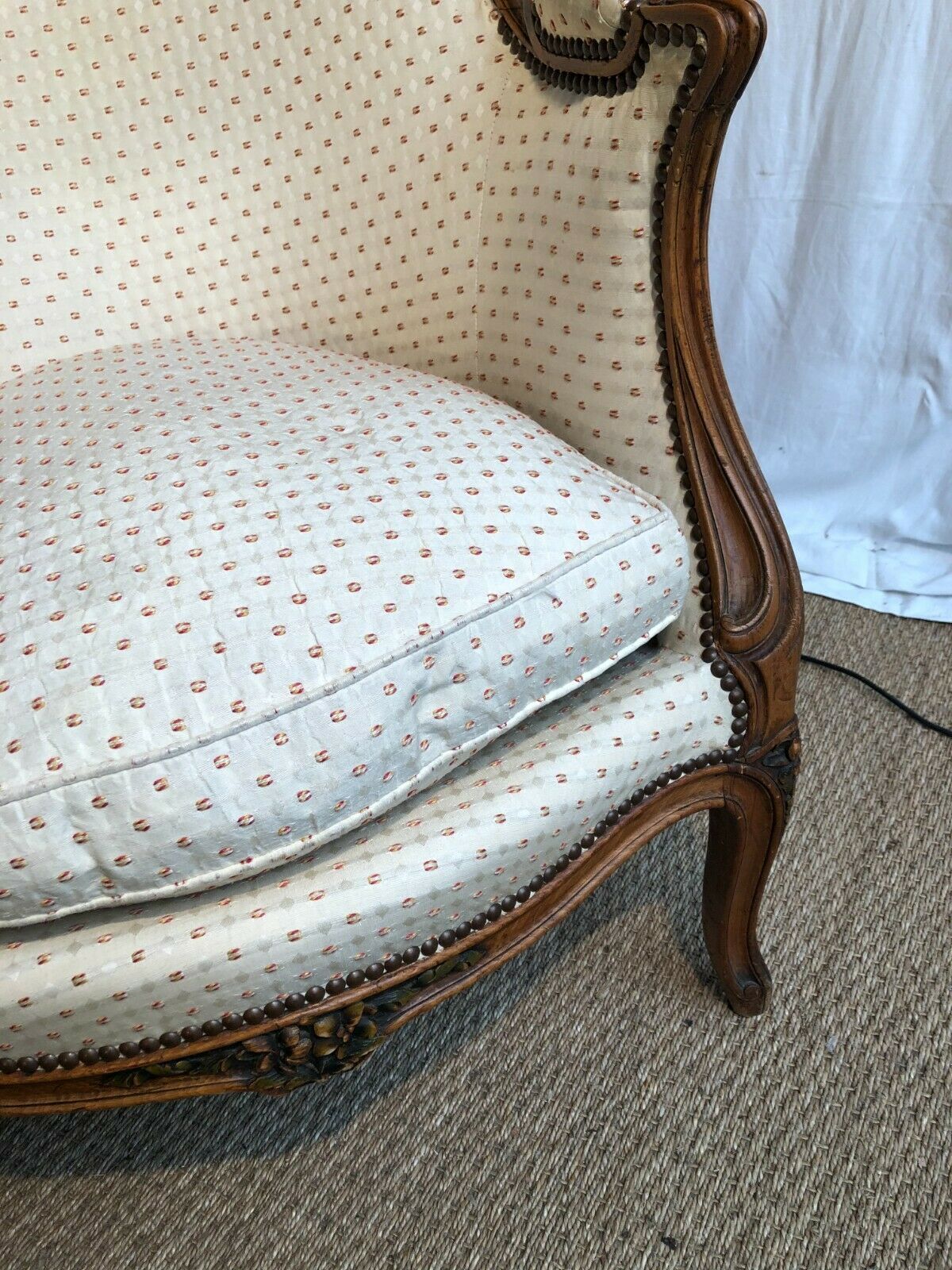 Louis XV-style shepherdess chair