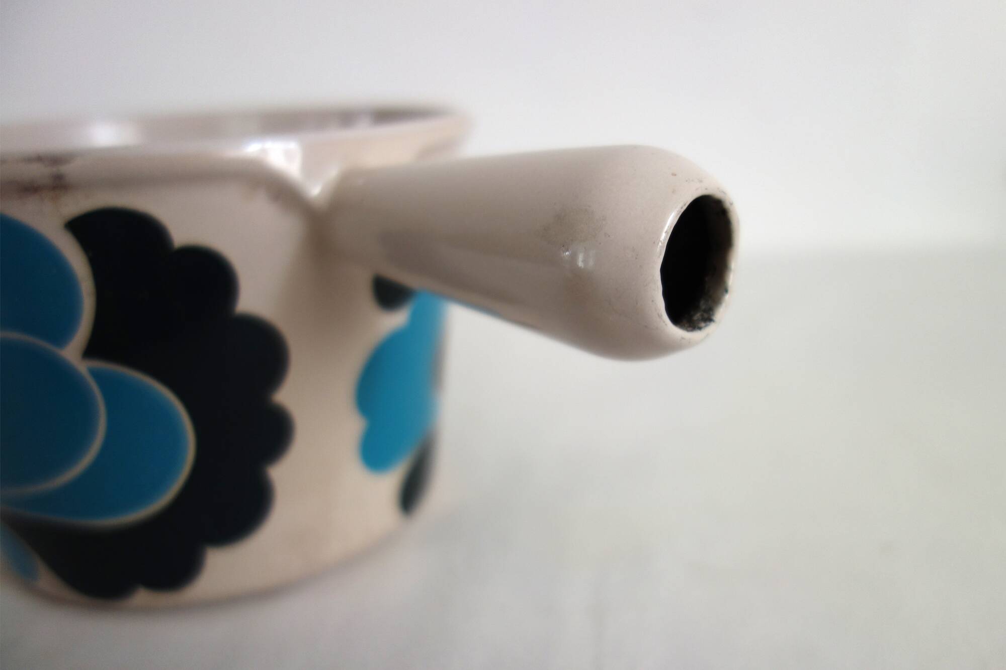 Le Creuset enameled cast iron fondue pot, 1970s