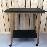 Service with oak wheels