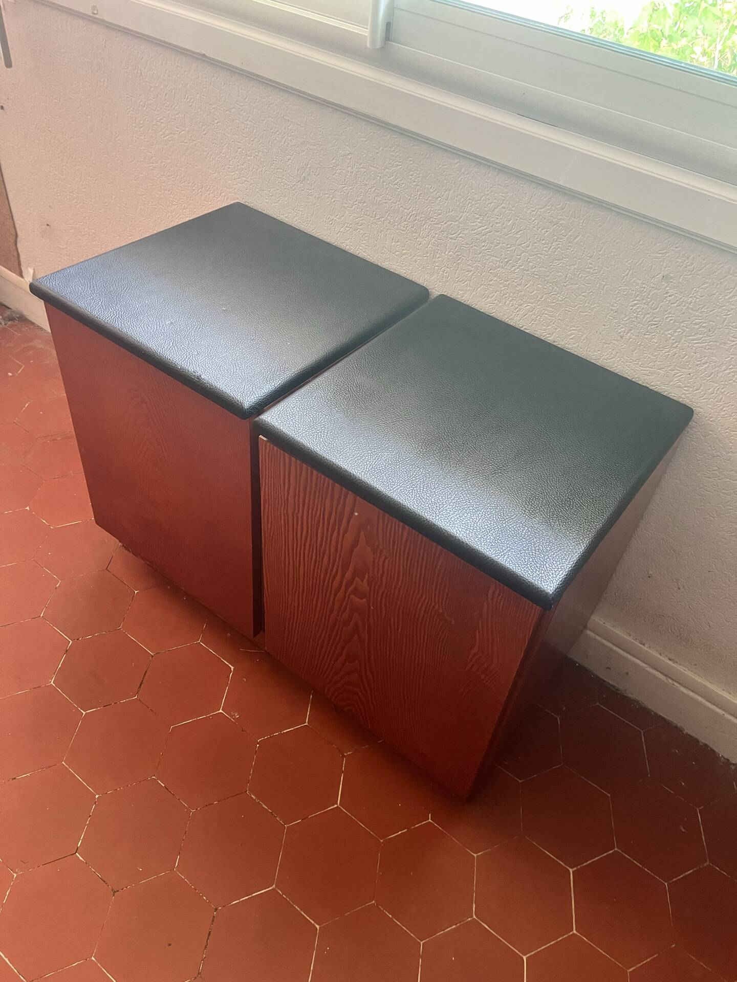 Pair of small storage boxes / bedside tables 45x45 cm it