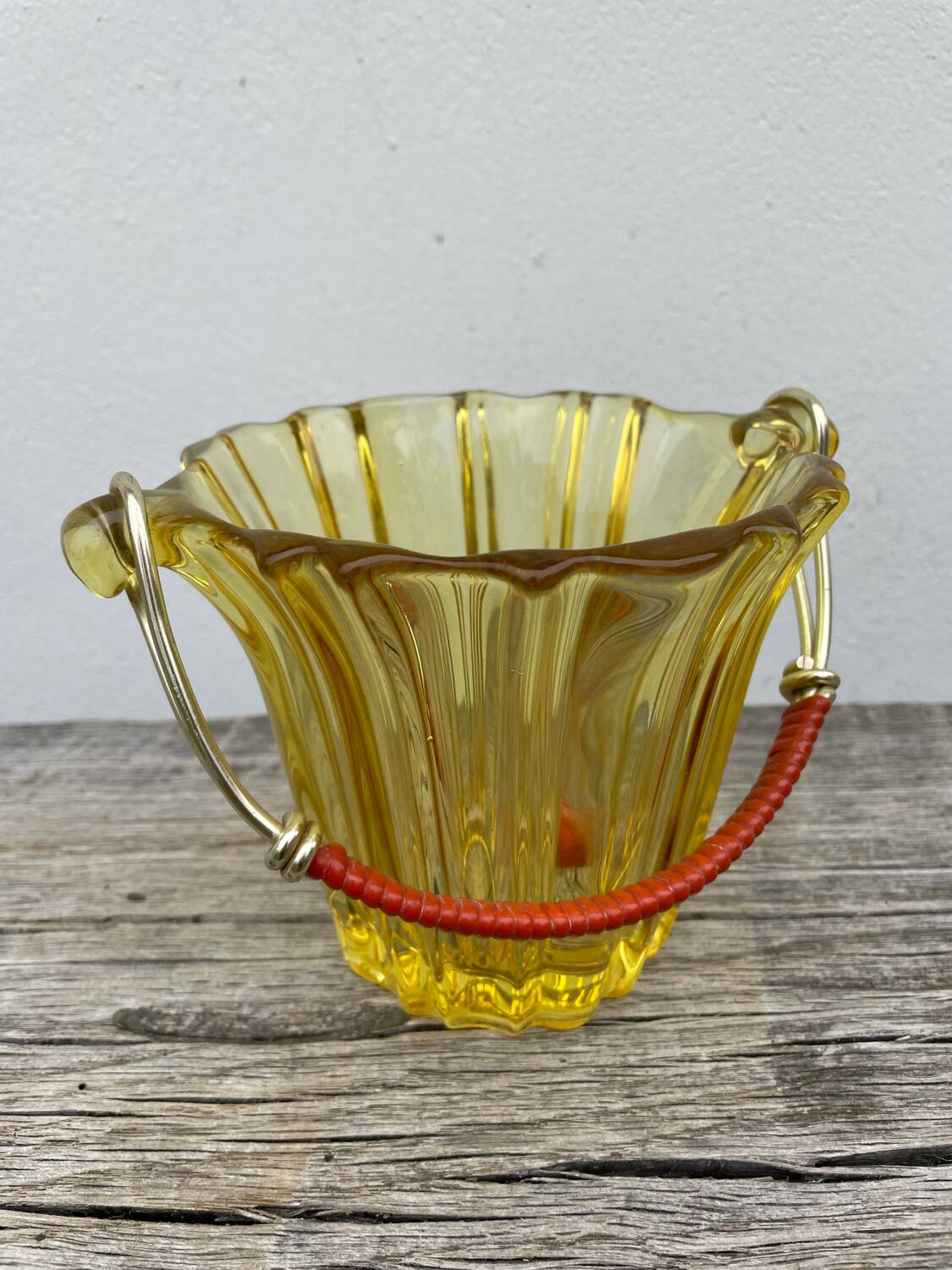 1970s glass ice bucket