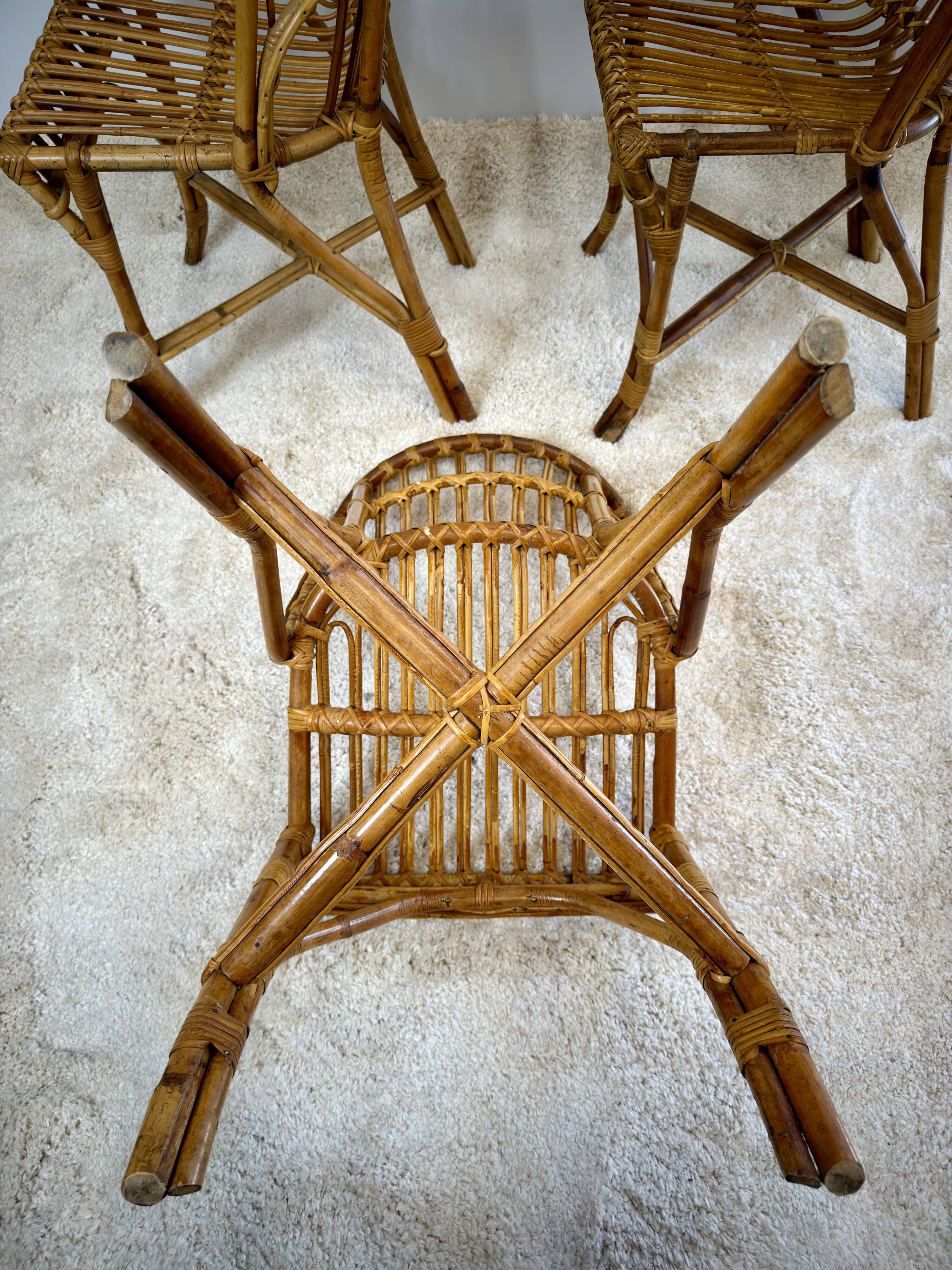 3 chaises vintage en rotin