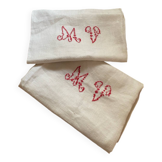 Pair of large cotton and hemp tea towels from the 1930s.