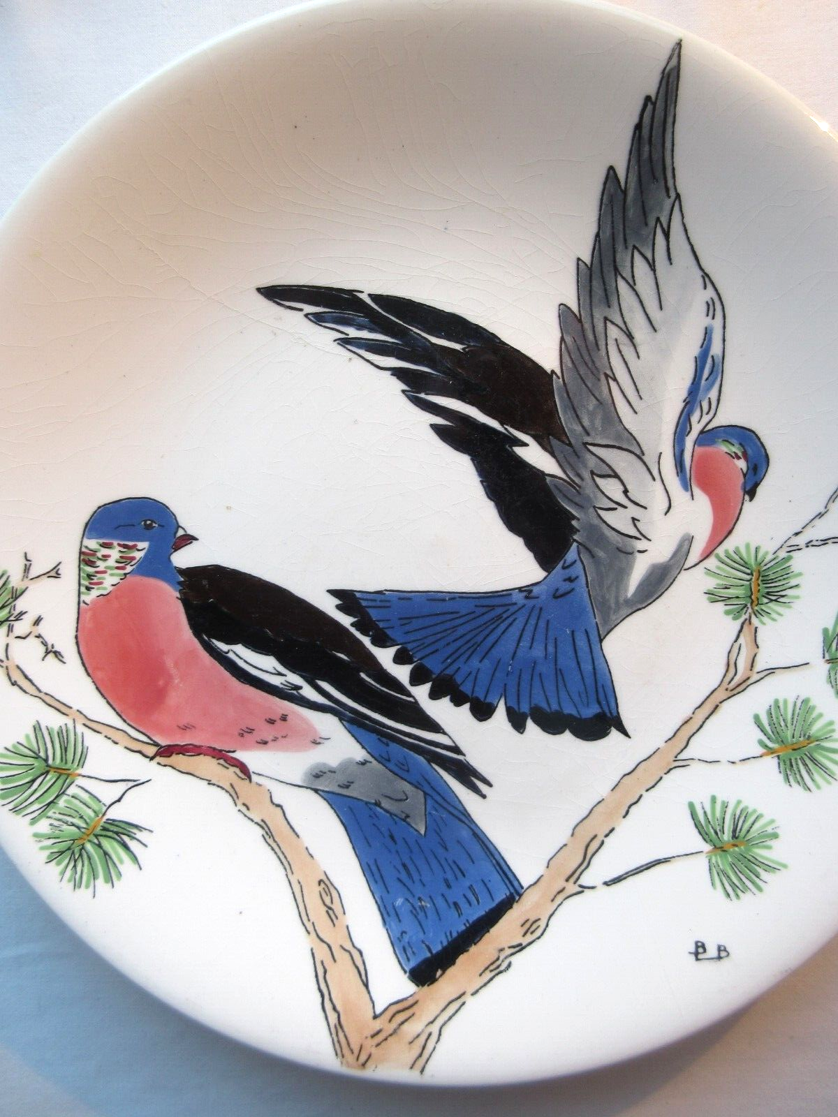 Game model plate signed gien, les oiseaux de chasse, les palombes