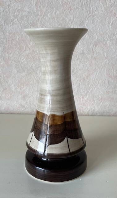 Petit vase Jersey Pottery