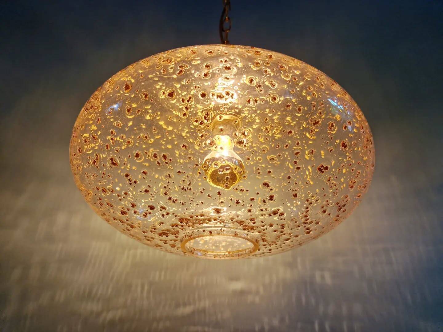Large vintage glass pendant light, with gold inclusions, 1970.