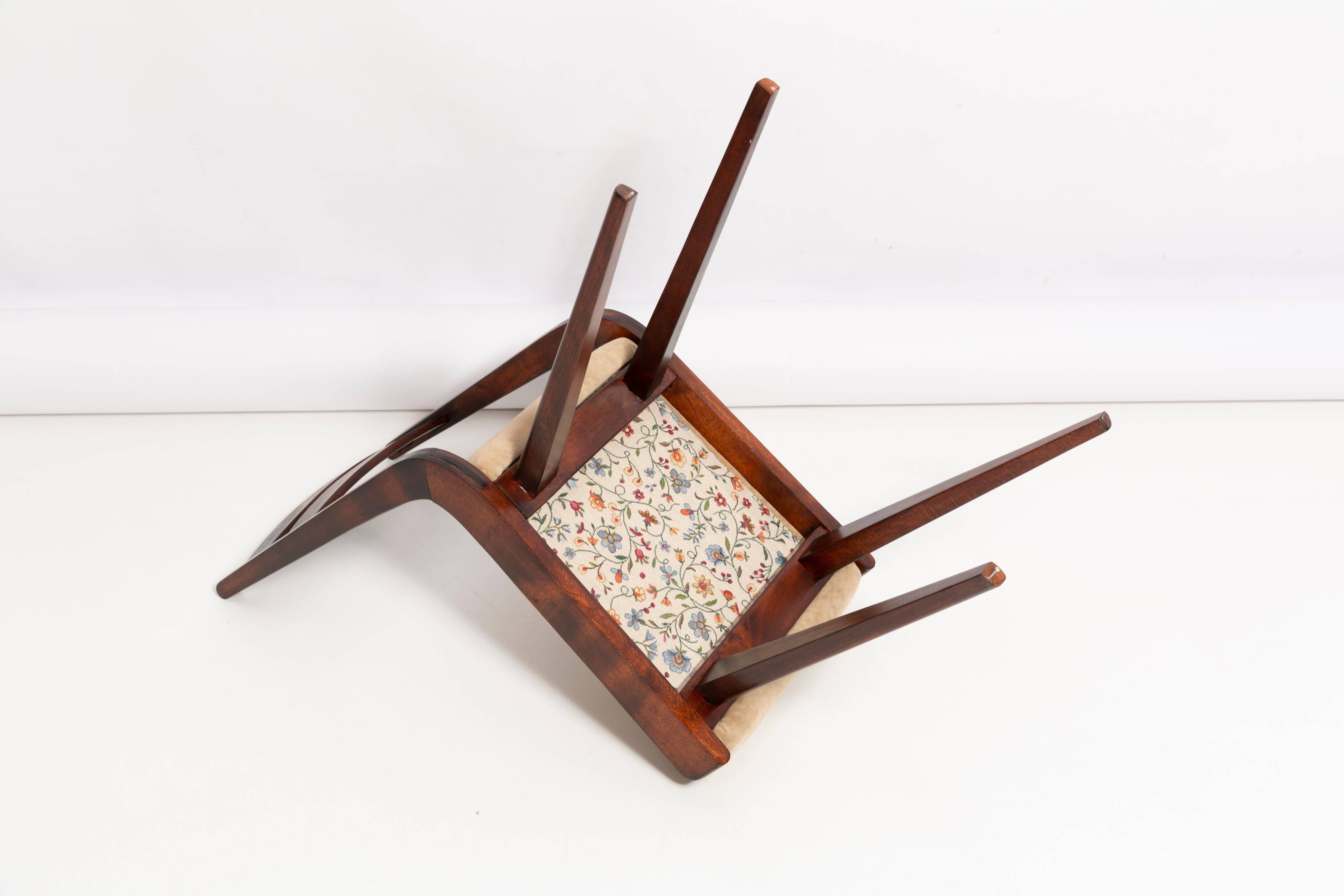 Chaise Mid Century Gazelle II en Velours Beige et Bois de Hêtre, Europe, 1960s