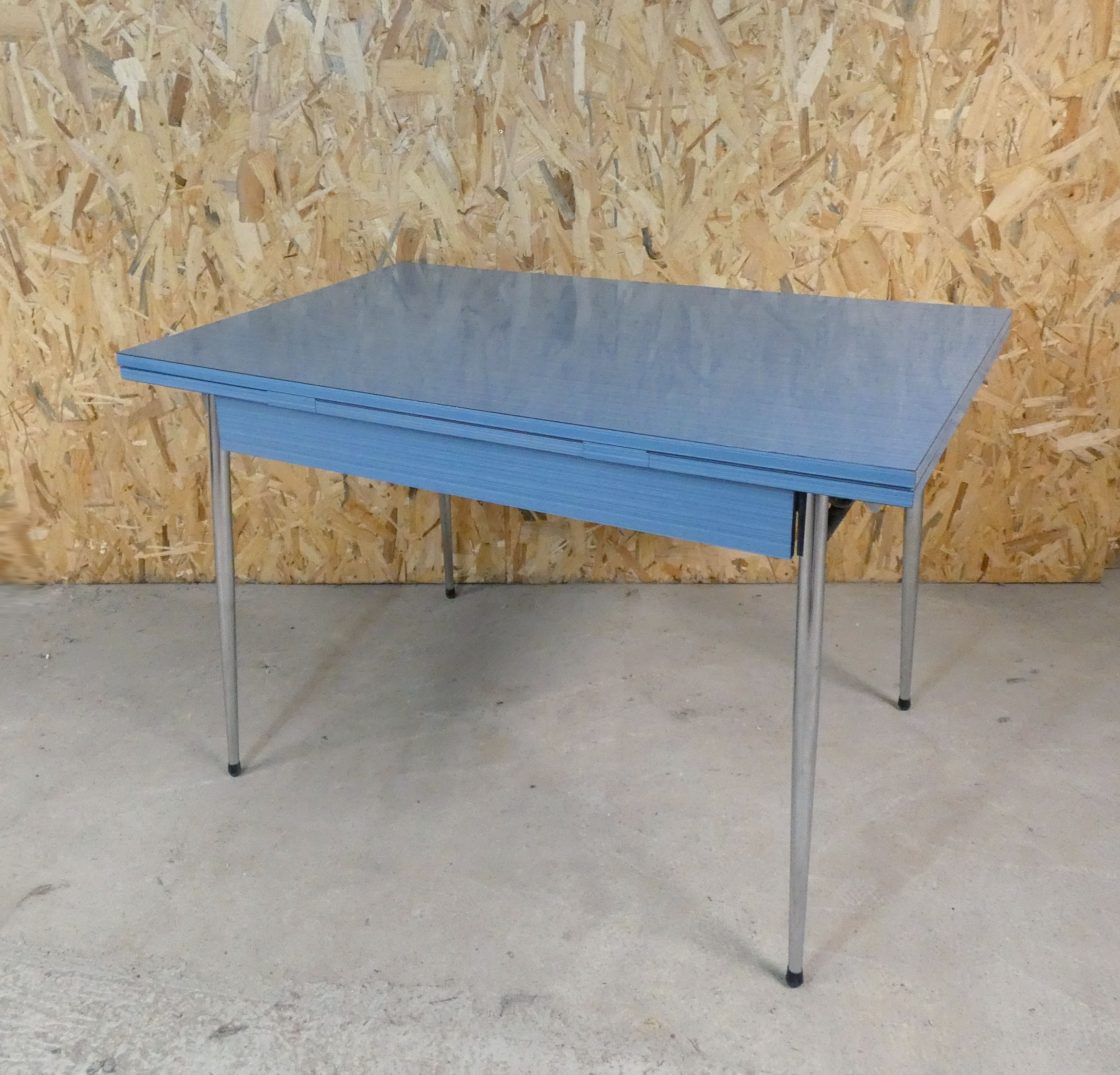 Formica table