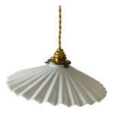 Suspension opaline blanche plissée vintage
