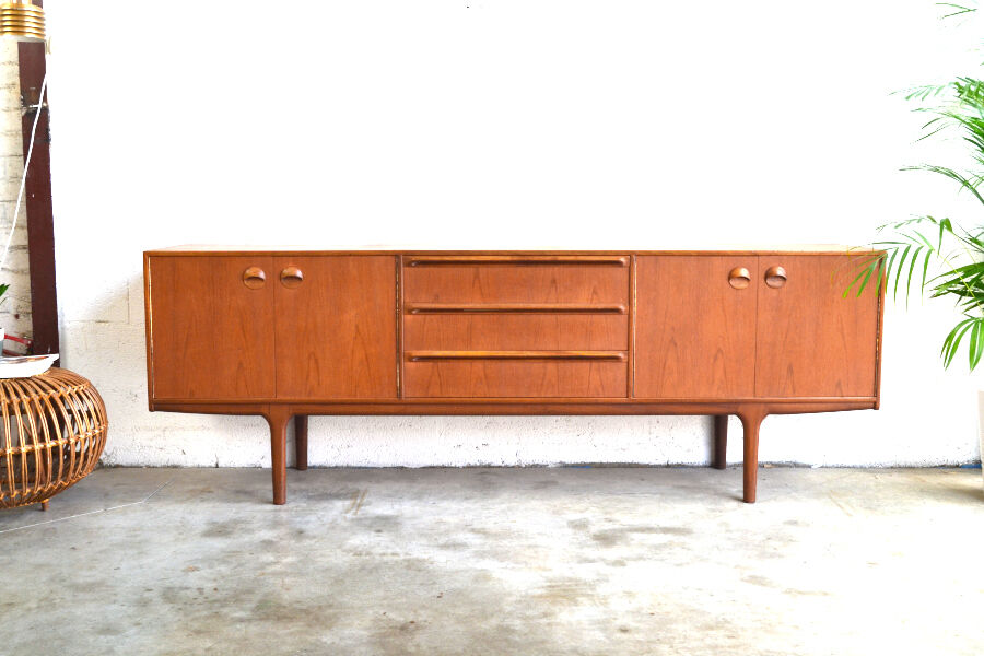Enfilade by McIntosh in teak * 213cm