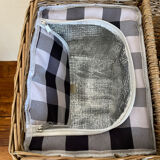 Picnic basket bottle locker