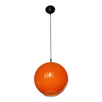 Orange ball suspension, 1970