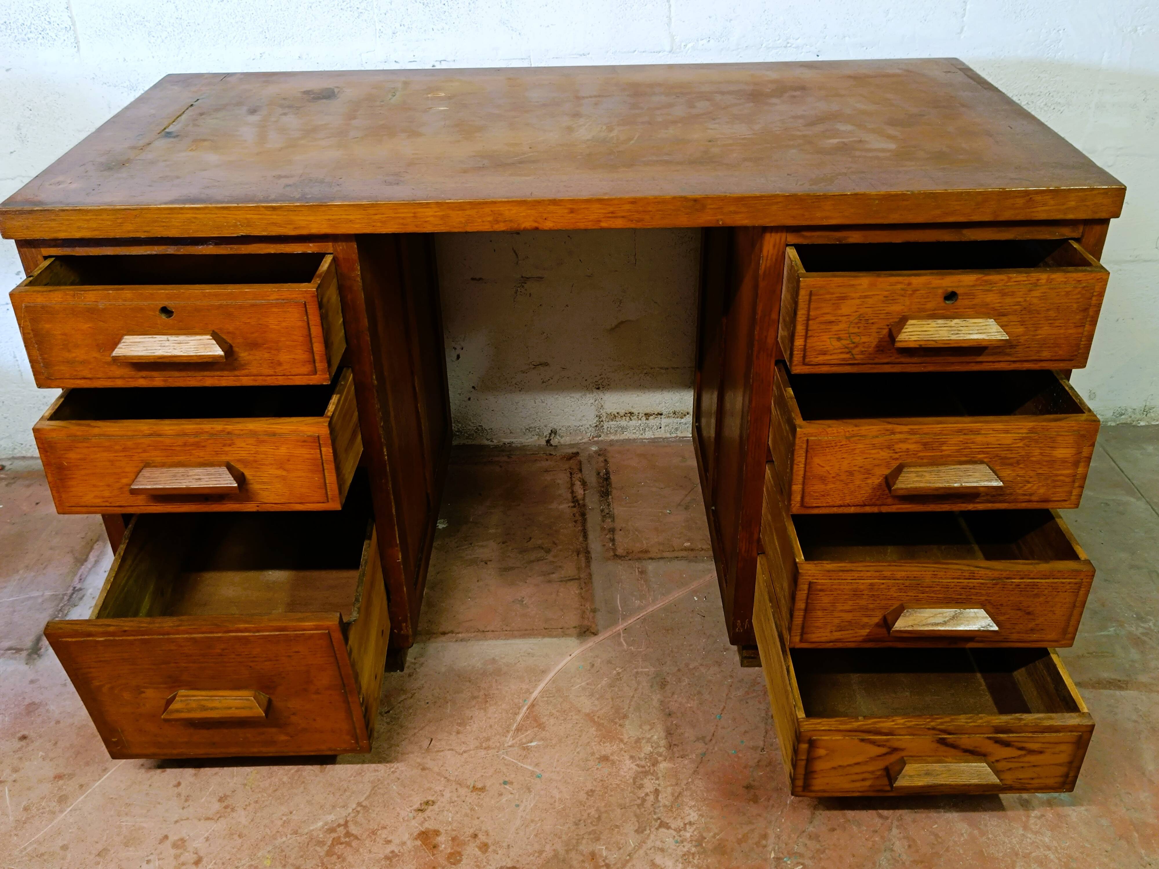 Art Nouveau oak desk and chair