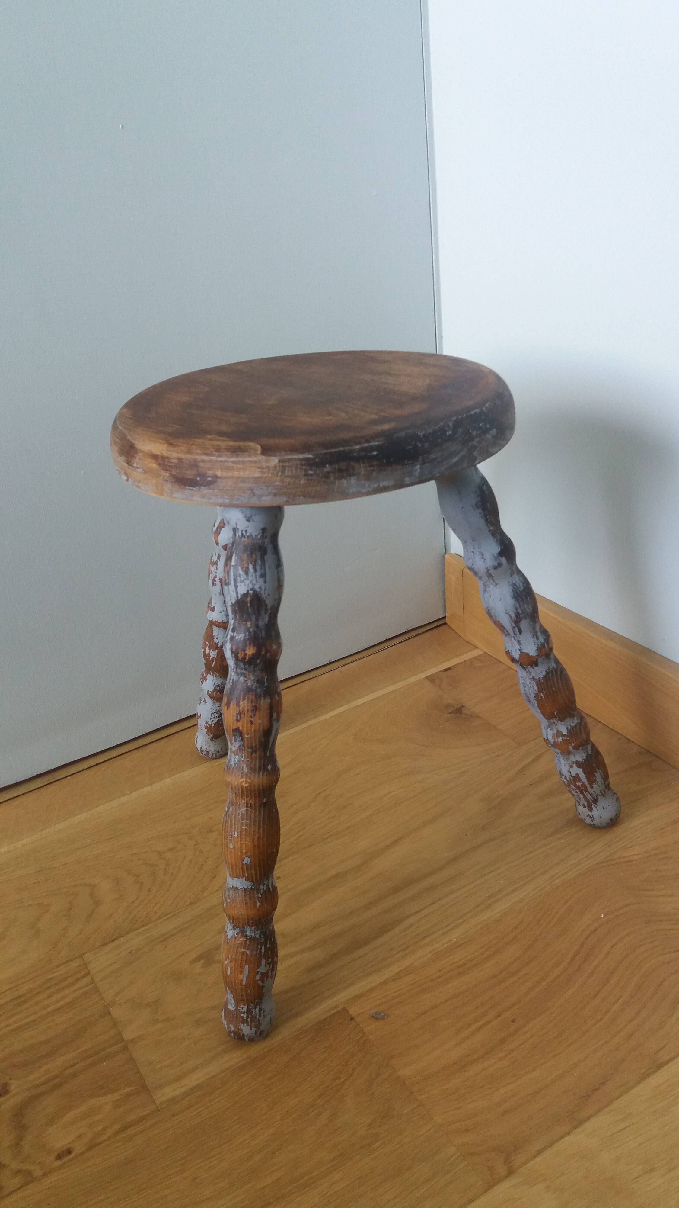 Wabi Sabi tripod stool with pearl feet bobbin