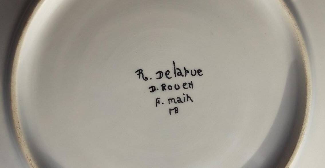 Decorative plate from Rouen signed René DELARUE