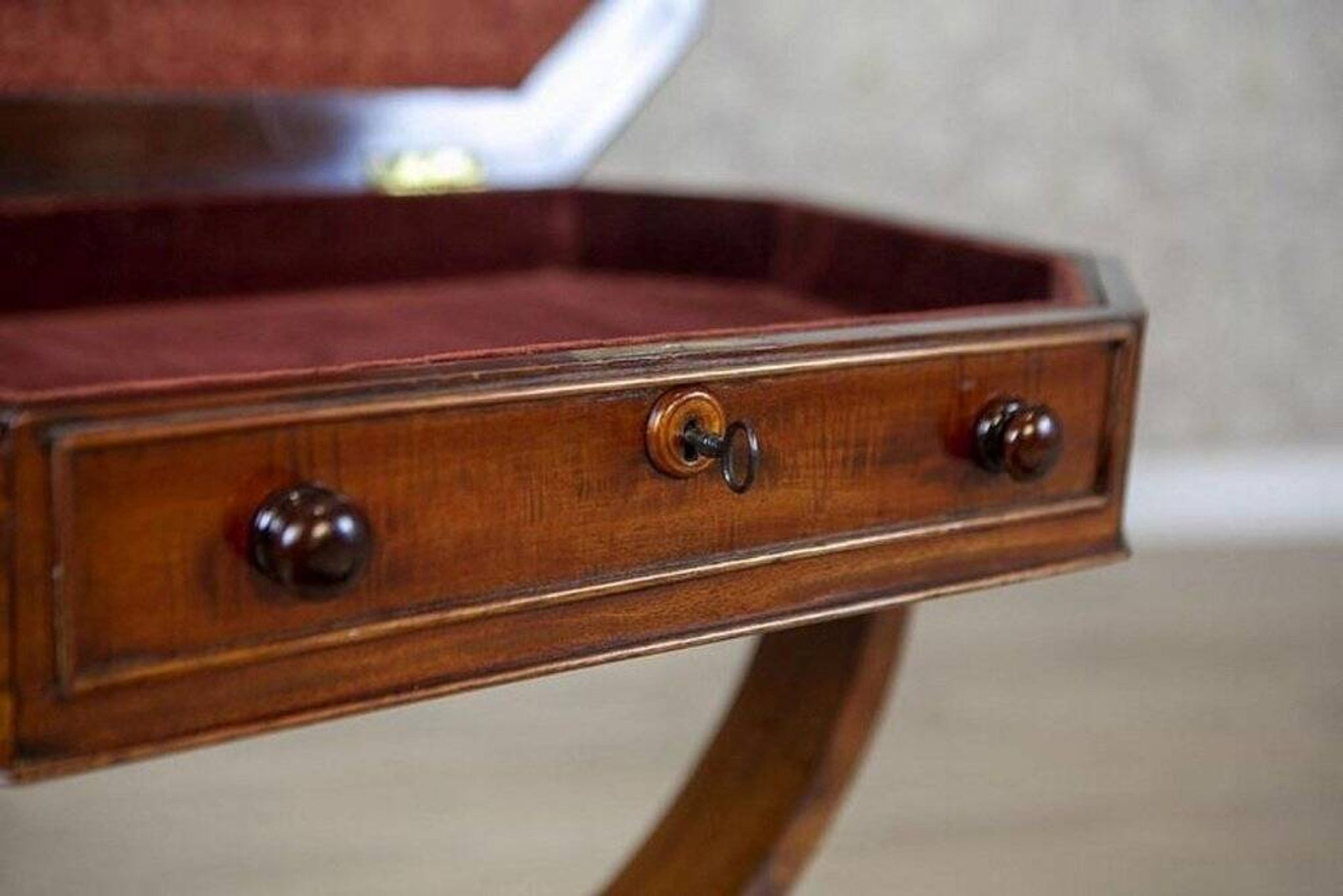 Victorian Mahogany Wood and Veneer Sewing Table, 1850s