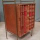 Meuble d'appoint en cuir