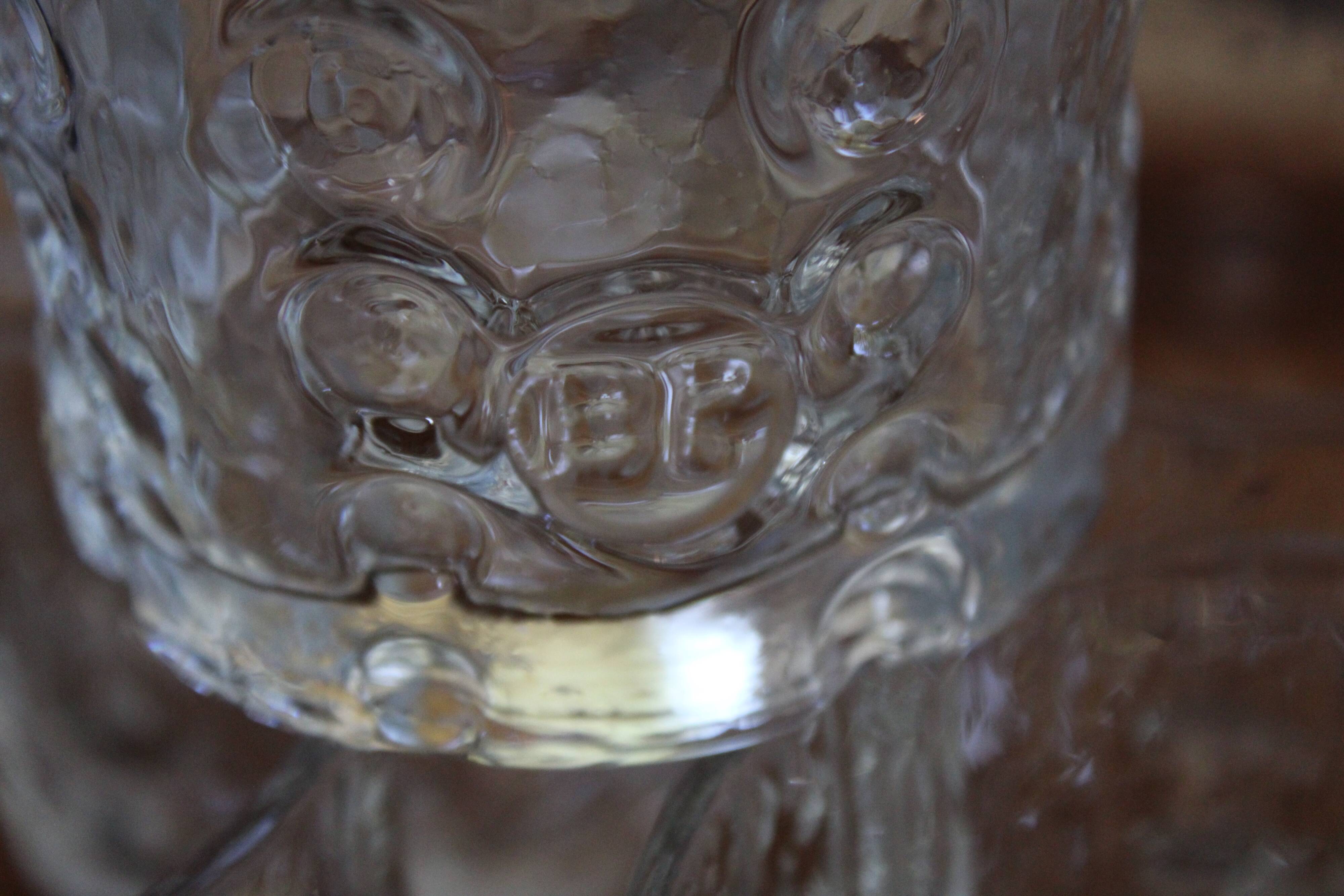 Set of 11 advertising glasses BP 70's