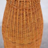 Bouteille en rotin vintage