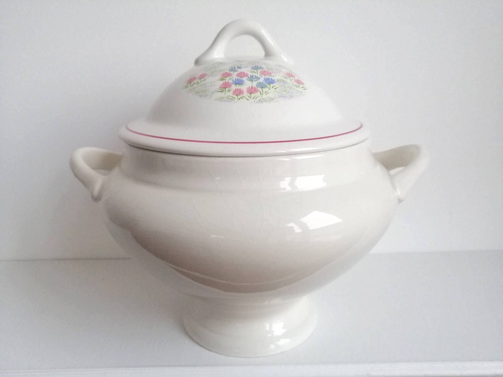 Large porcelain soup tureen Orchies Moulin des Loups Saint-Amand - 2.5 liter vegetable dish