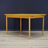 Ash table danish