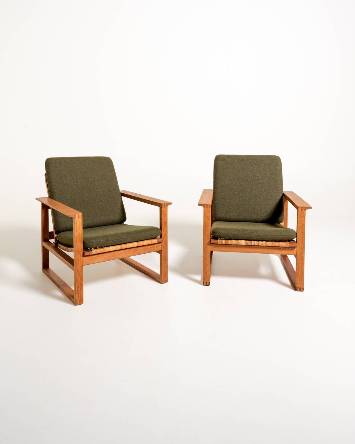 Pair of “Medestolen” armchairs by Børge Mogensen for Fredericia, 1956-57