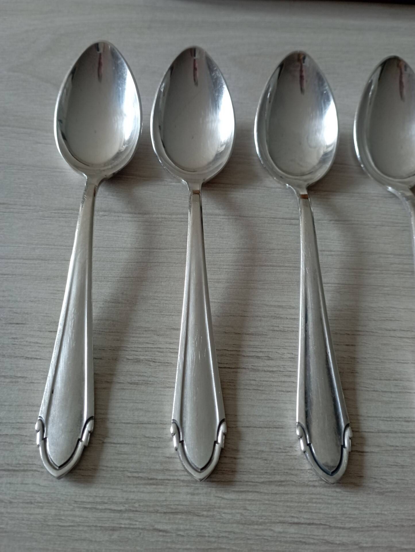 Small silver metal spoons