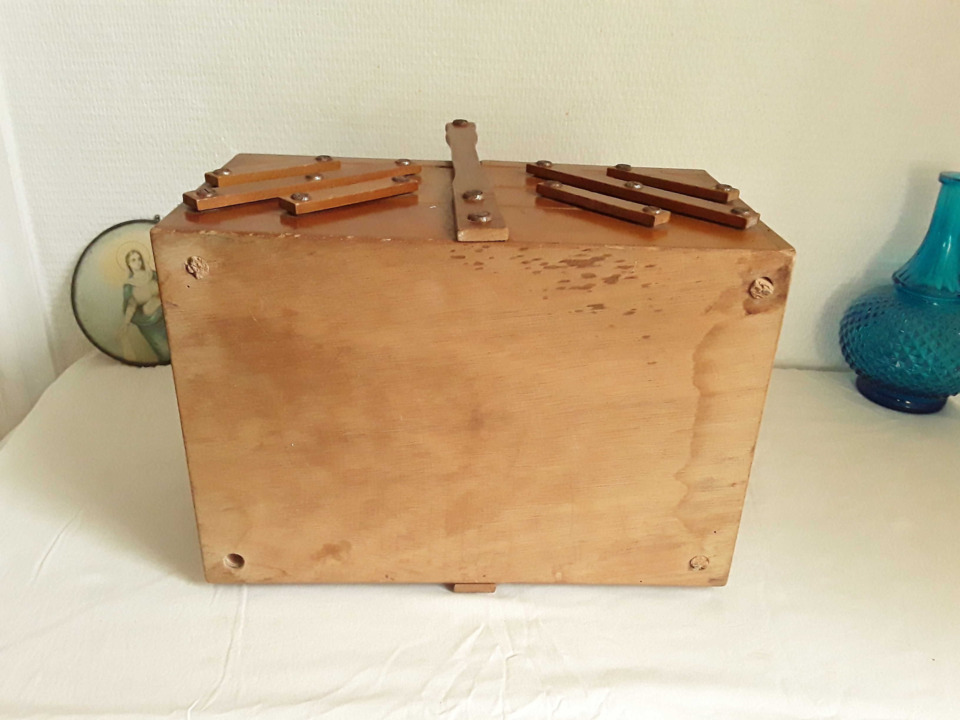 Vintage worker sewing box