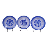 Set of 3 KetG Lunéville plates in blue with fruit patterns