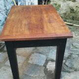 Coffee table one drawer