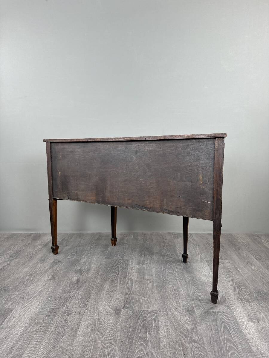 Half-moon buffet, Louis XVI style, 19th century