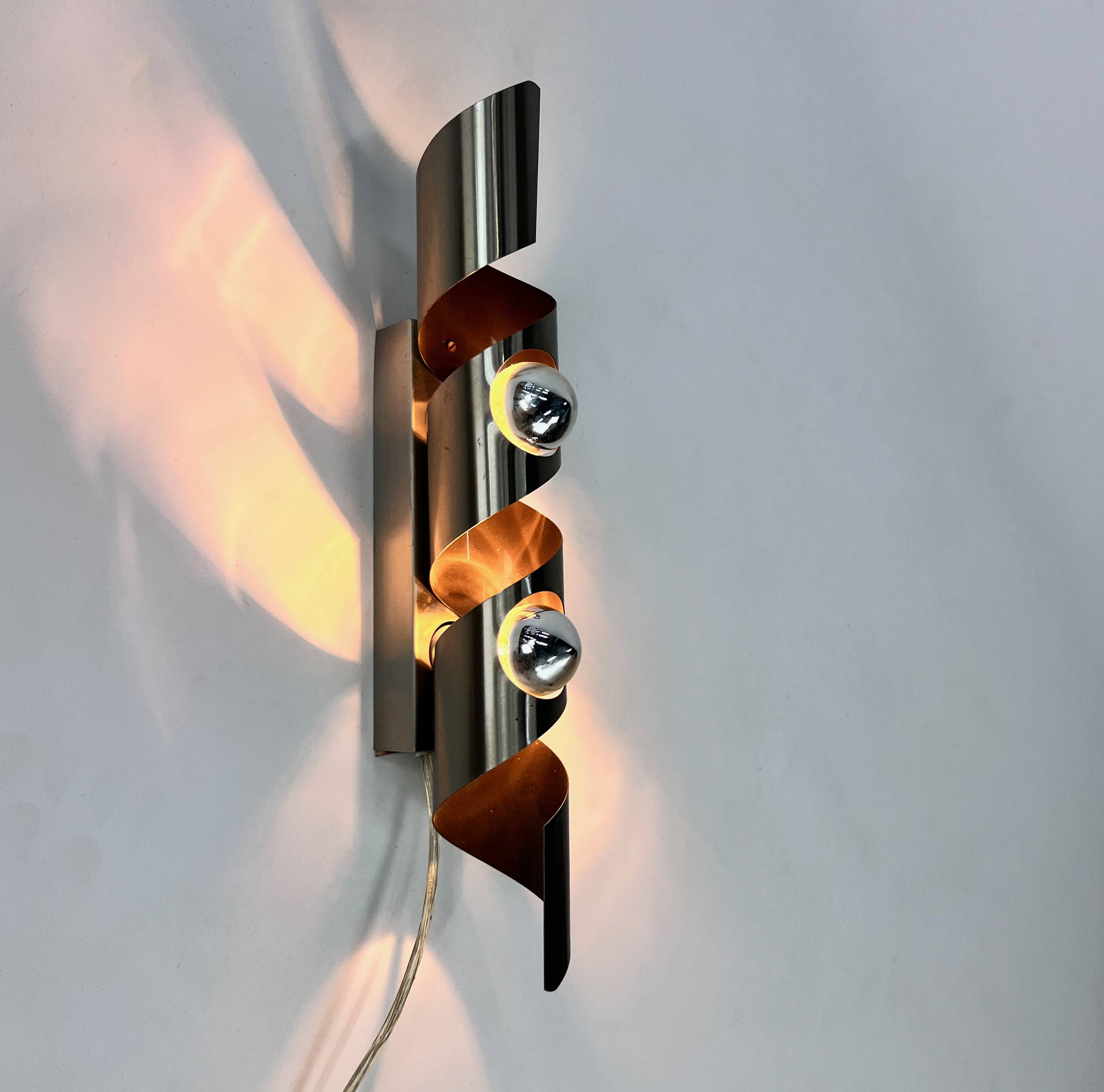 Space Age Wall Lamp "Wokkel" by Raak, Netherlands, 1970s
