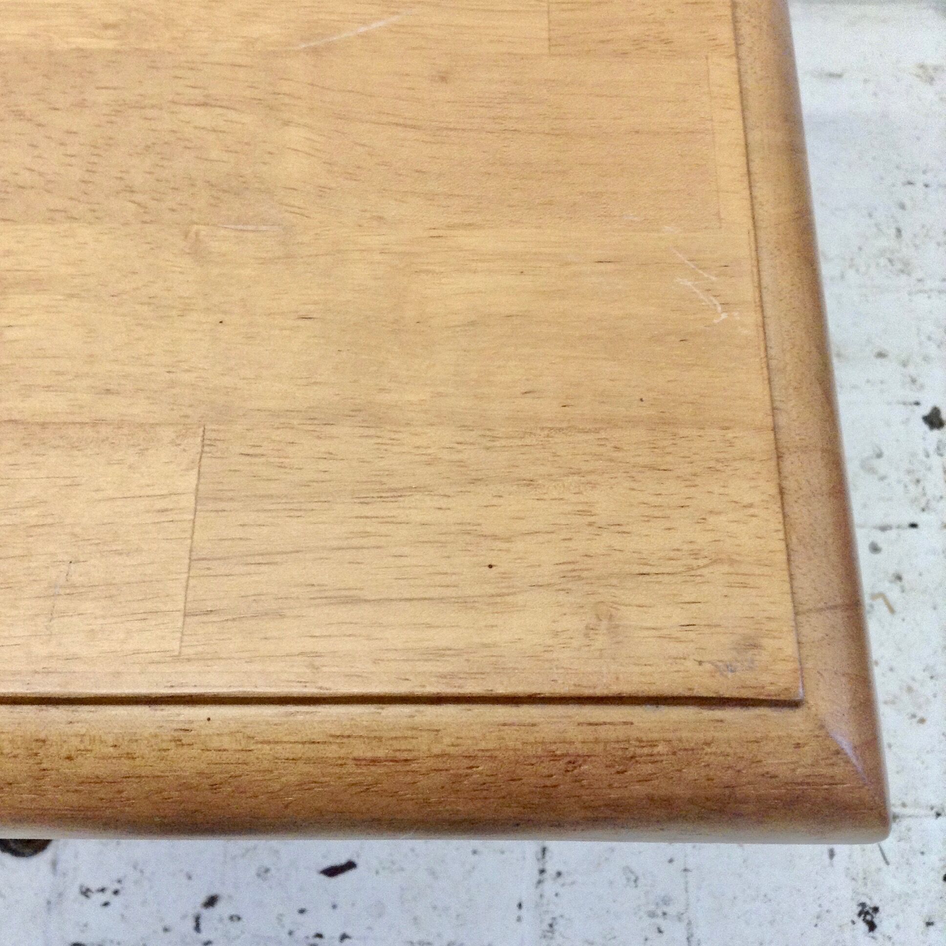 Table bistrot