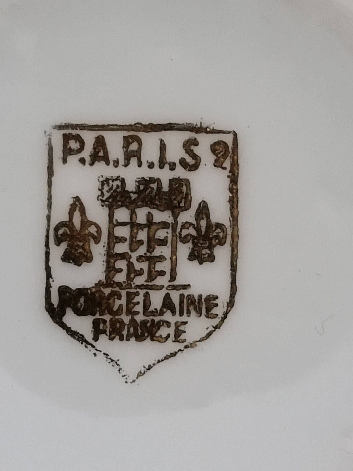 Vintage liqueur service p.a.r.i.s. 2 – iridescent porcelain