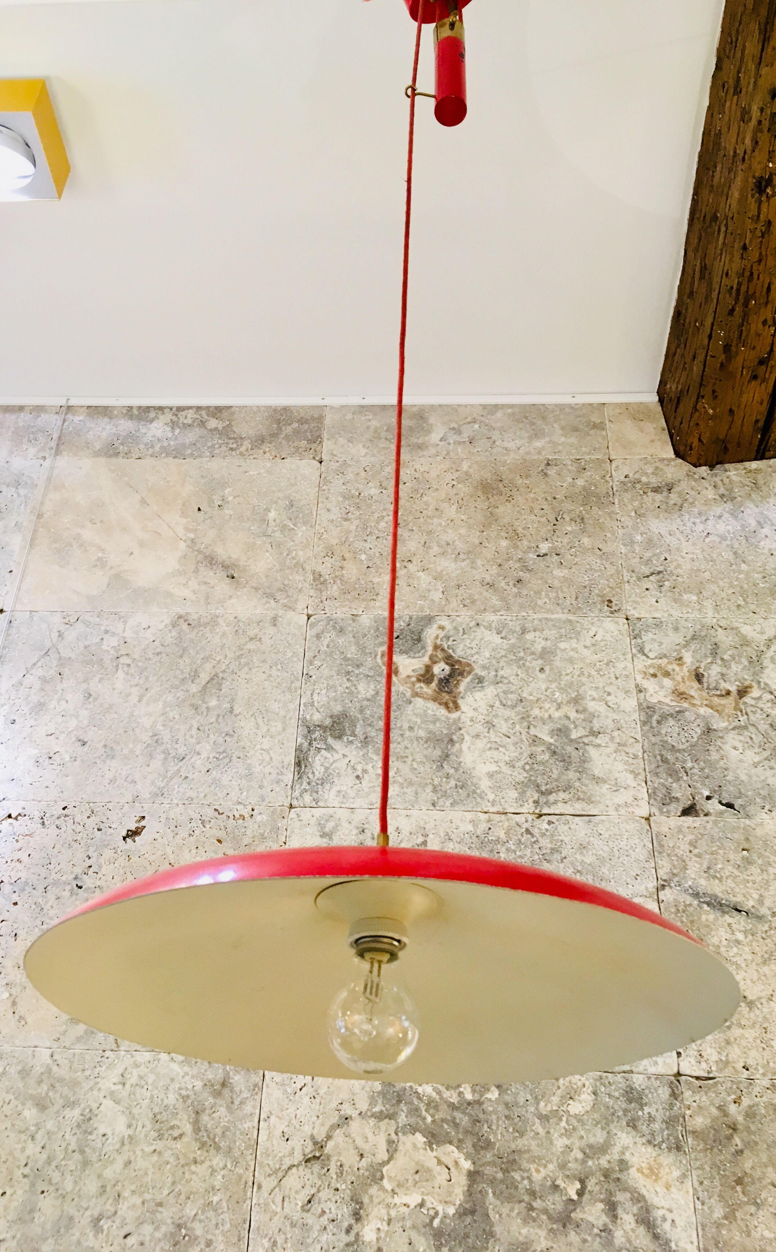Red suspension