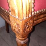 Medaillon armchair, style Louis XVI